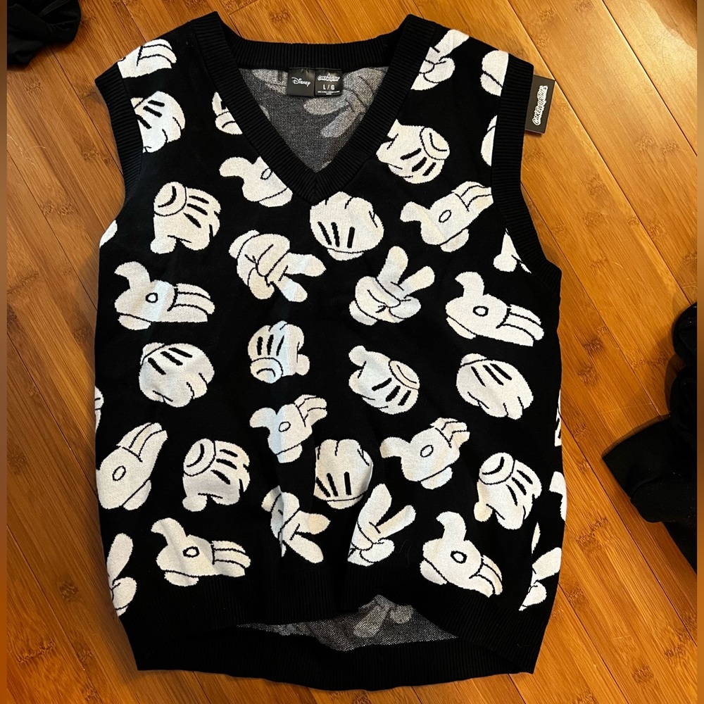 Cakeworthy’s Mickey Mouse Glove Knit Vest